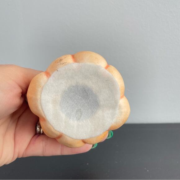 Vintage | Peek-A-Boo Ghost In Orange Pumpkin Gothic Kawaii Kitsch Cute Halloween - Picture 7 of 9